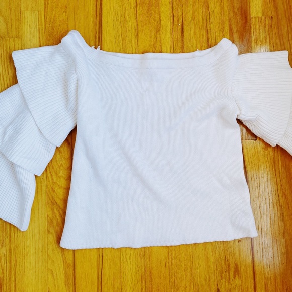 White off shoulder sweater - Picture 3 of 4